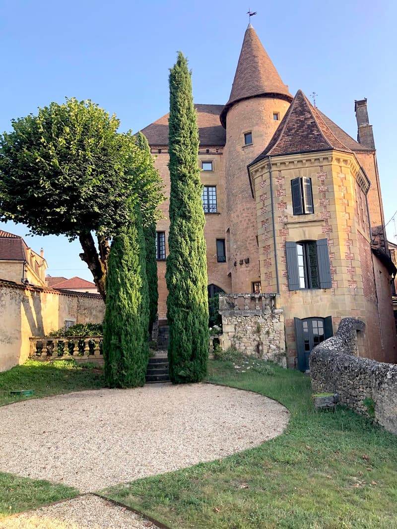 chateau Belves 2023