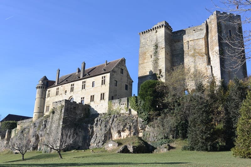 chateau-Excideuil-logis