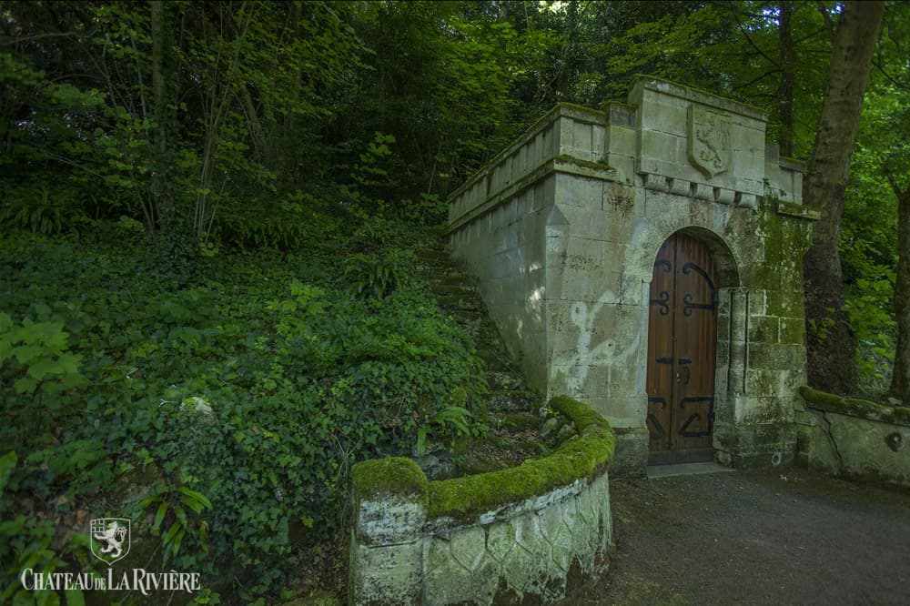 château-de-La-Rivière-3