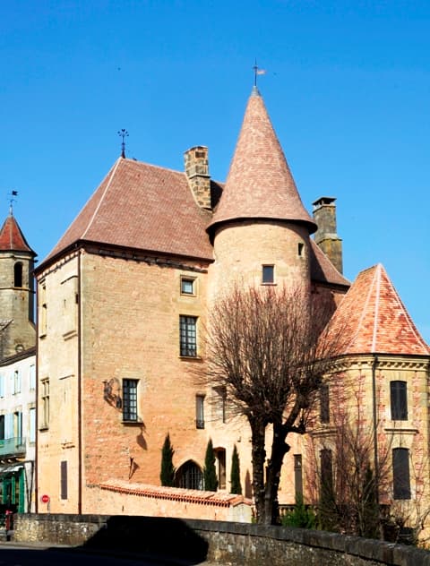 chateaudebelves