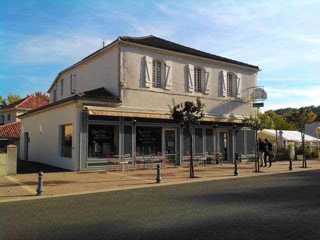 Chez léonie