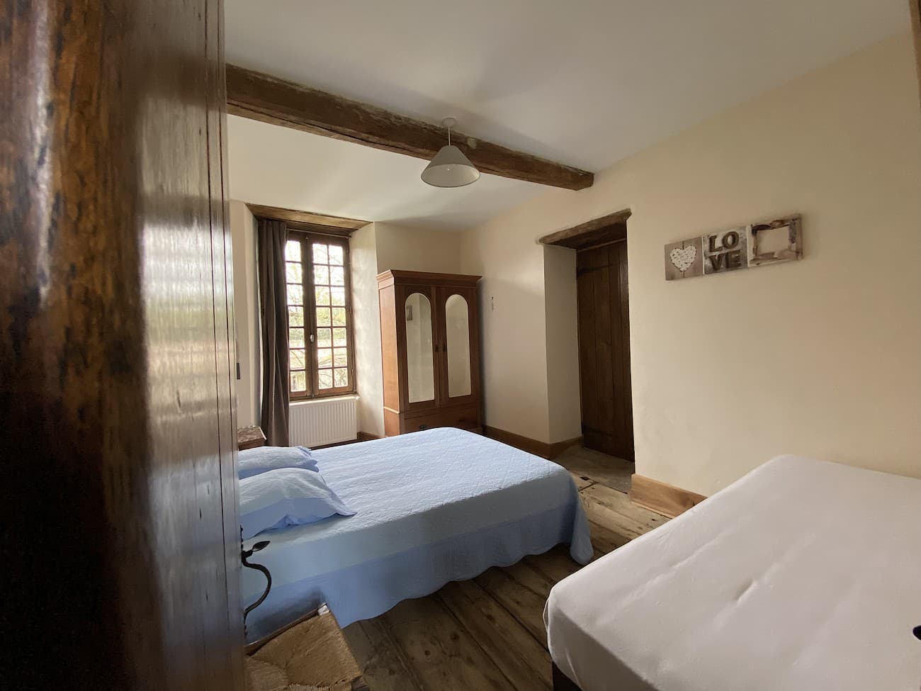 chiche-gite-du-monastere-chambre2