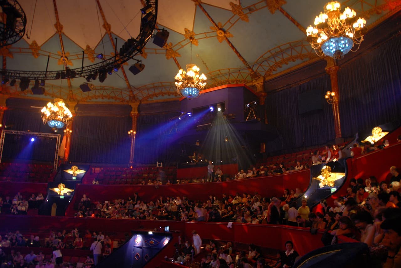 circus-456387_1280