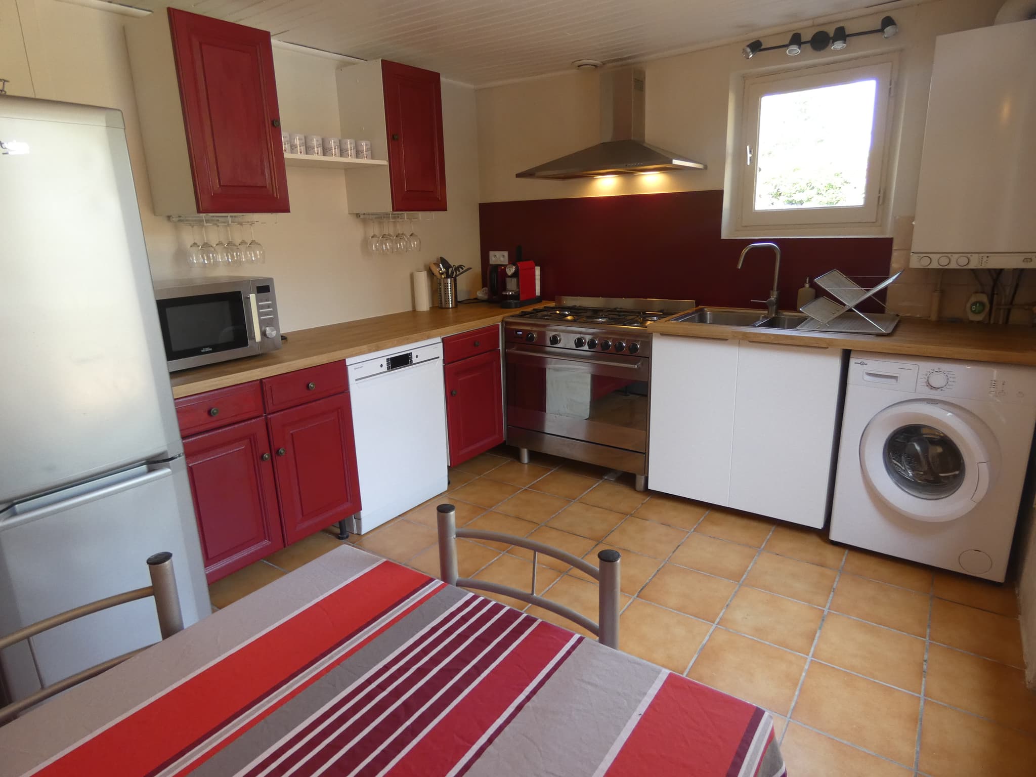 Cuisine du Gite Pernaout à Bélis avec Gîtes de France Landes