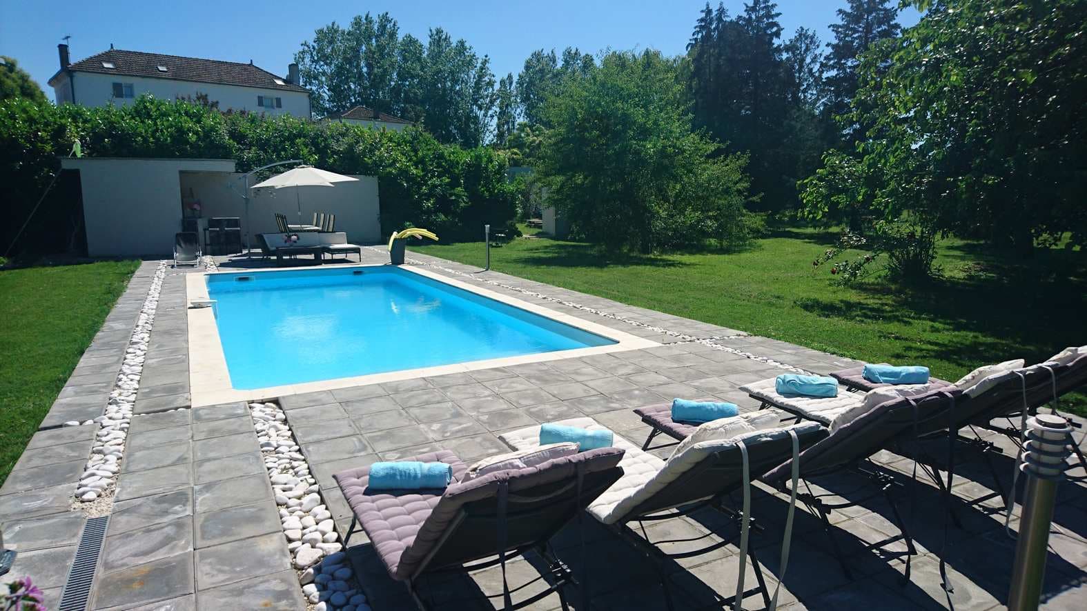 colayrac-domaine-piscine2-destination-agen-tourisme
