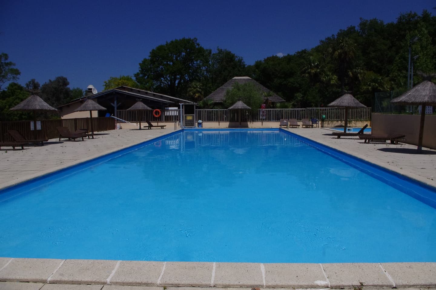 corniche_piscine_camping_urrugne