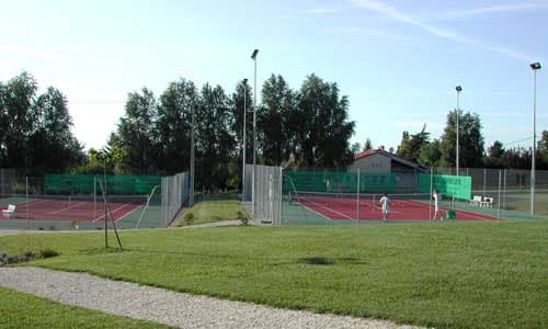 courts de tennis lauzun