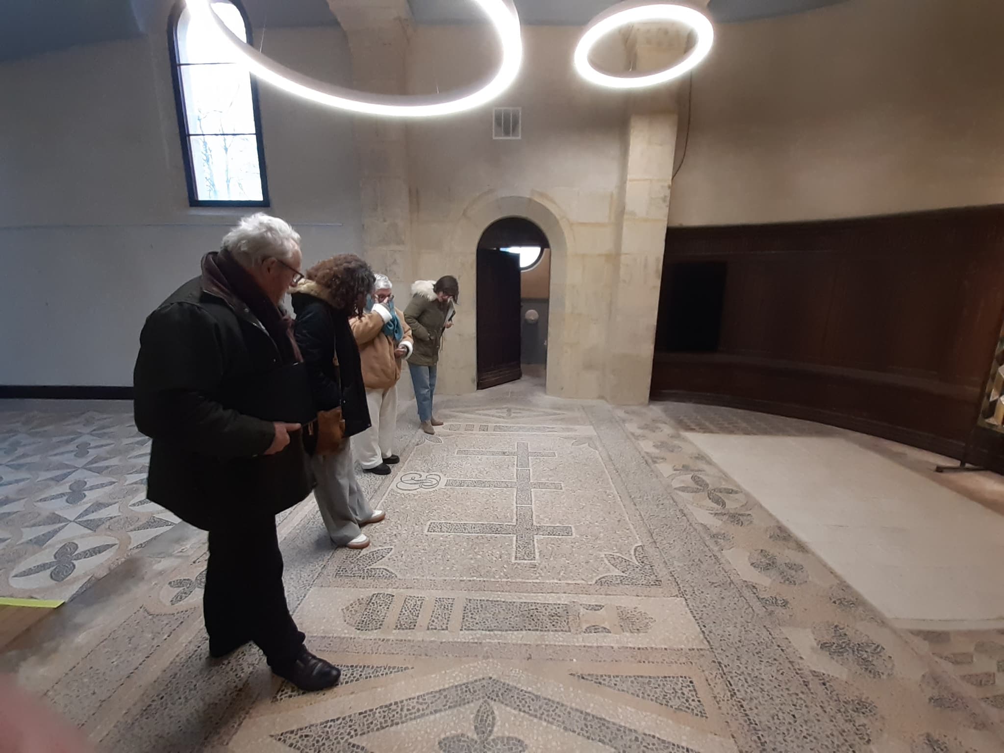 dans chapelle
