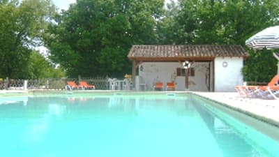MONFLANQUIN_domainelevignal_piscine.jpg