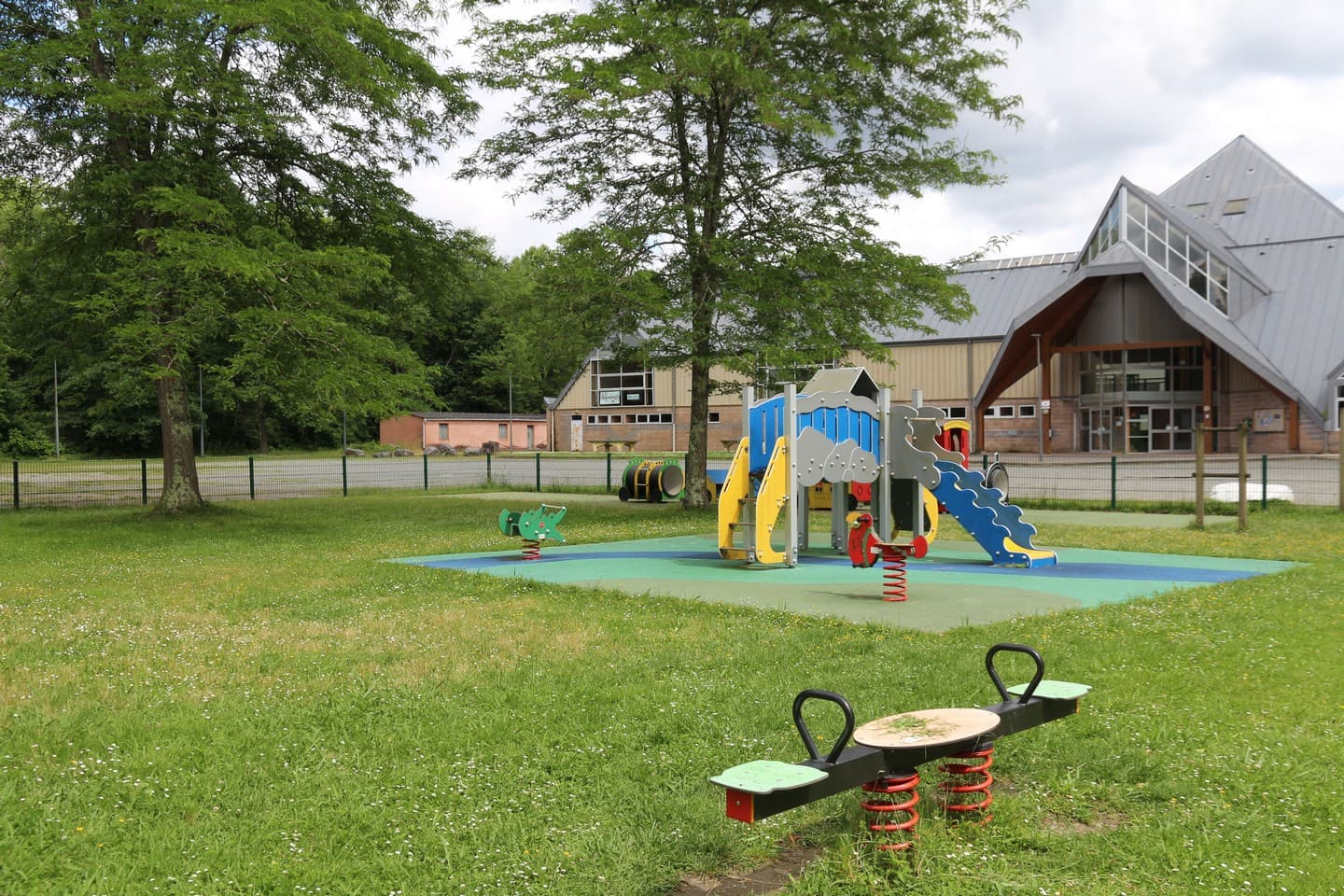 Aire de Jeux - denguin