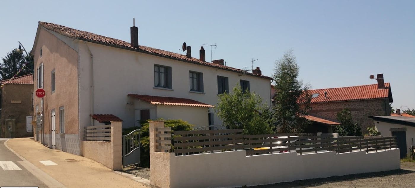 Chambre d'hôtes "Coeur de Motards 79" - arrière de la maison