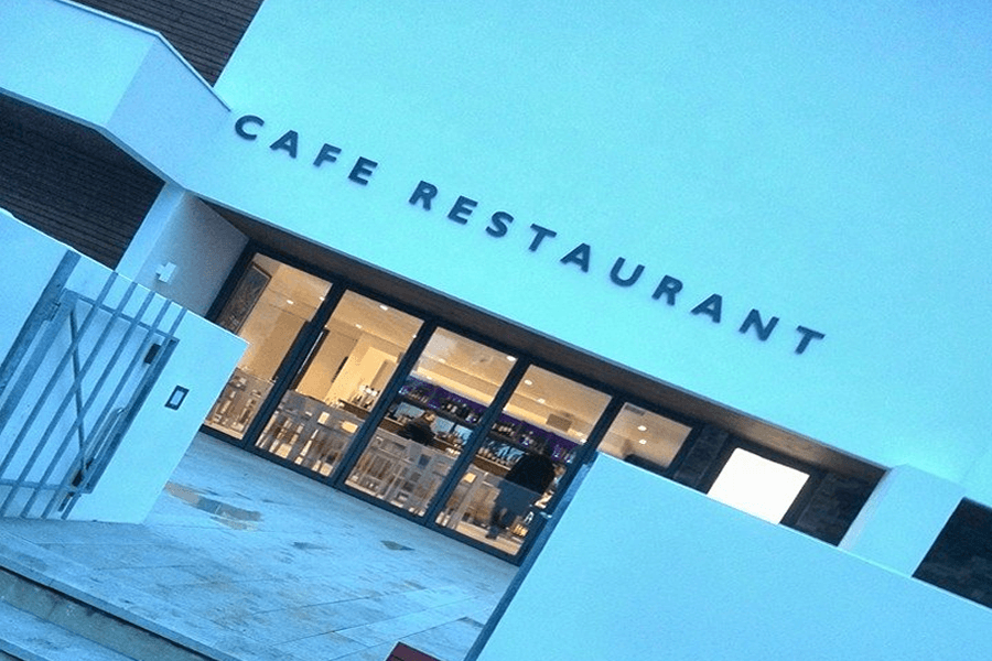 devanture hotel restaurant santiago