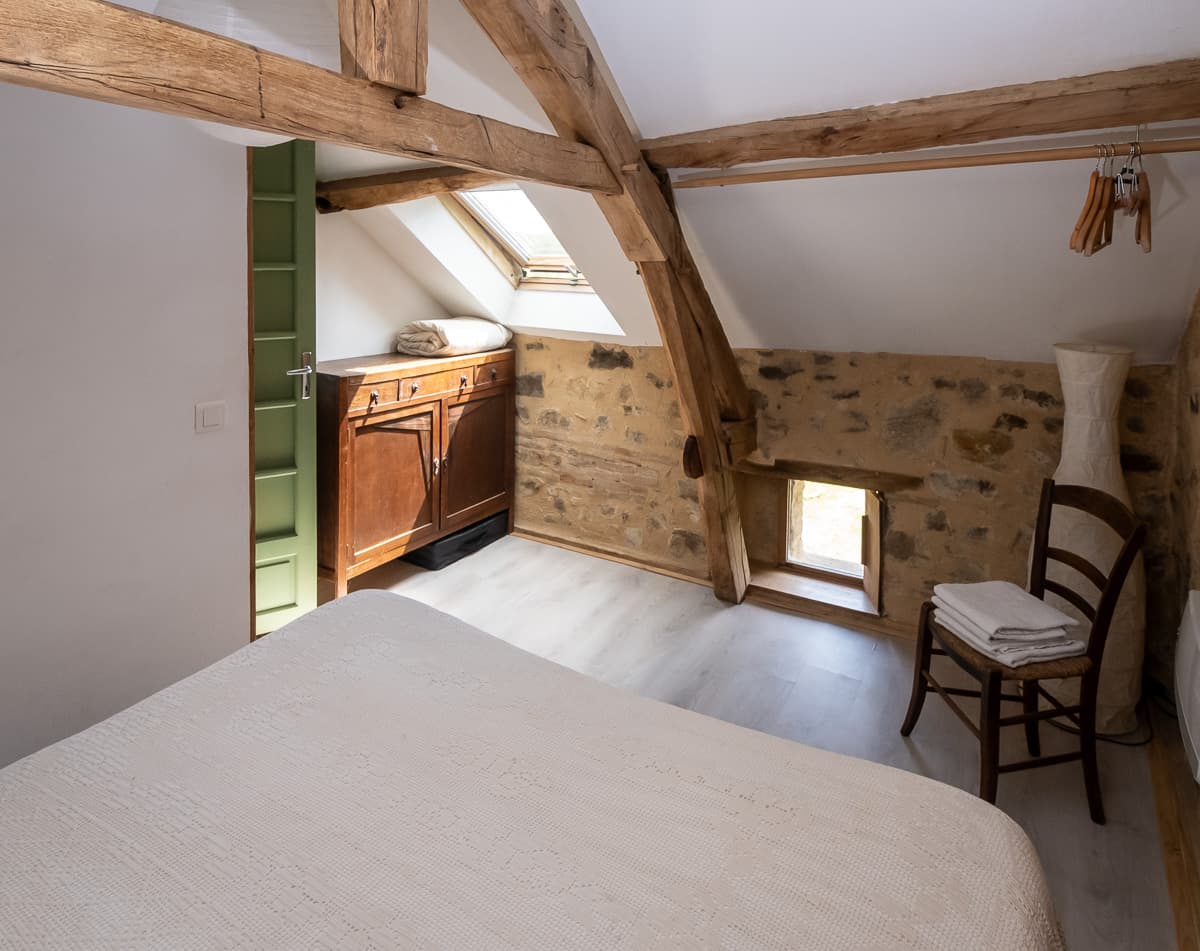 chambre grand lit