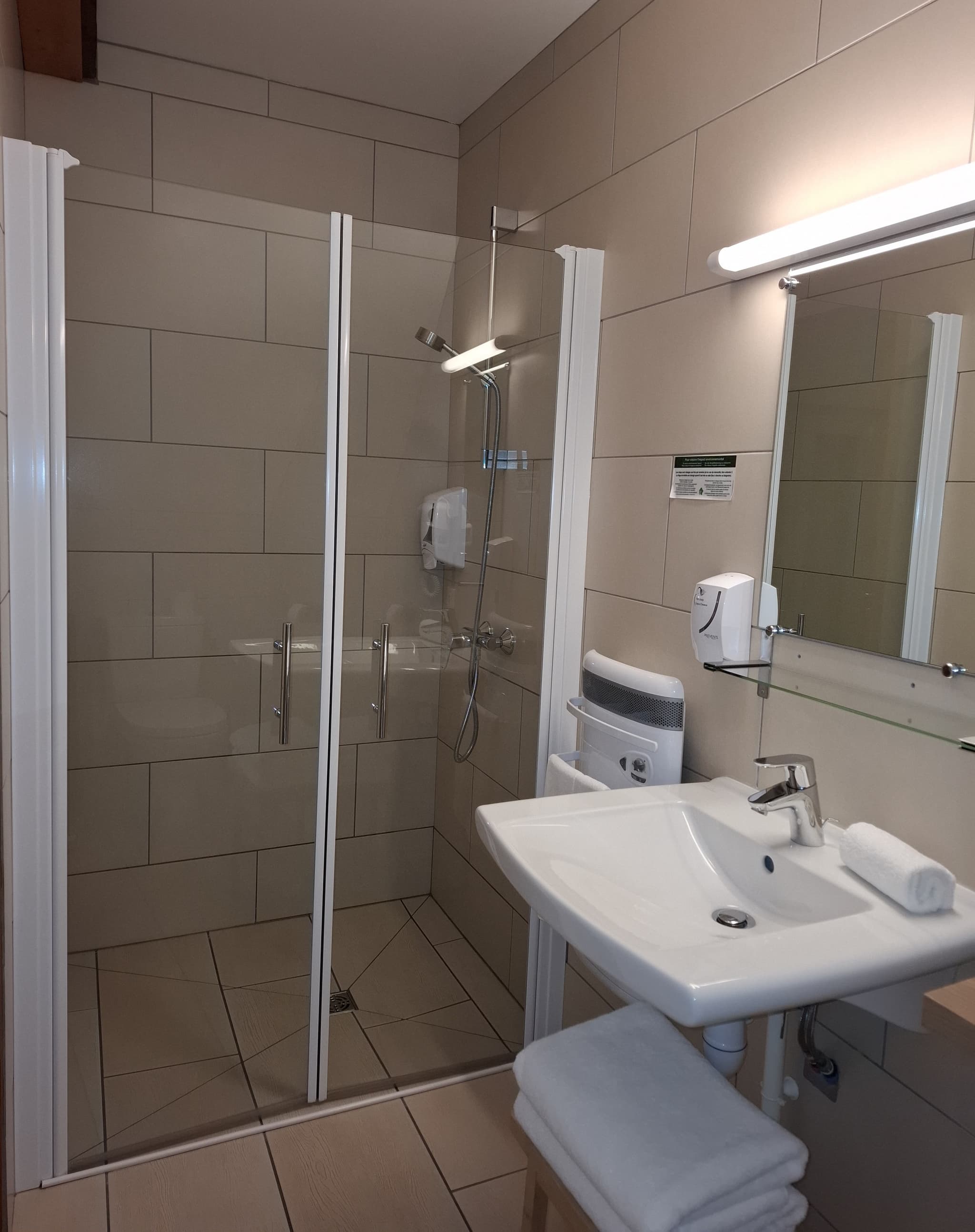 Douche à l'italienne