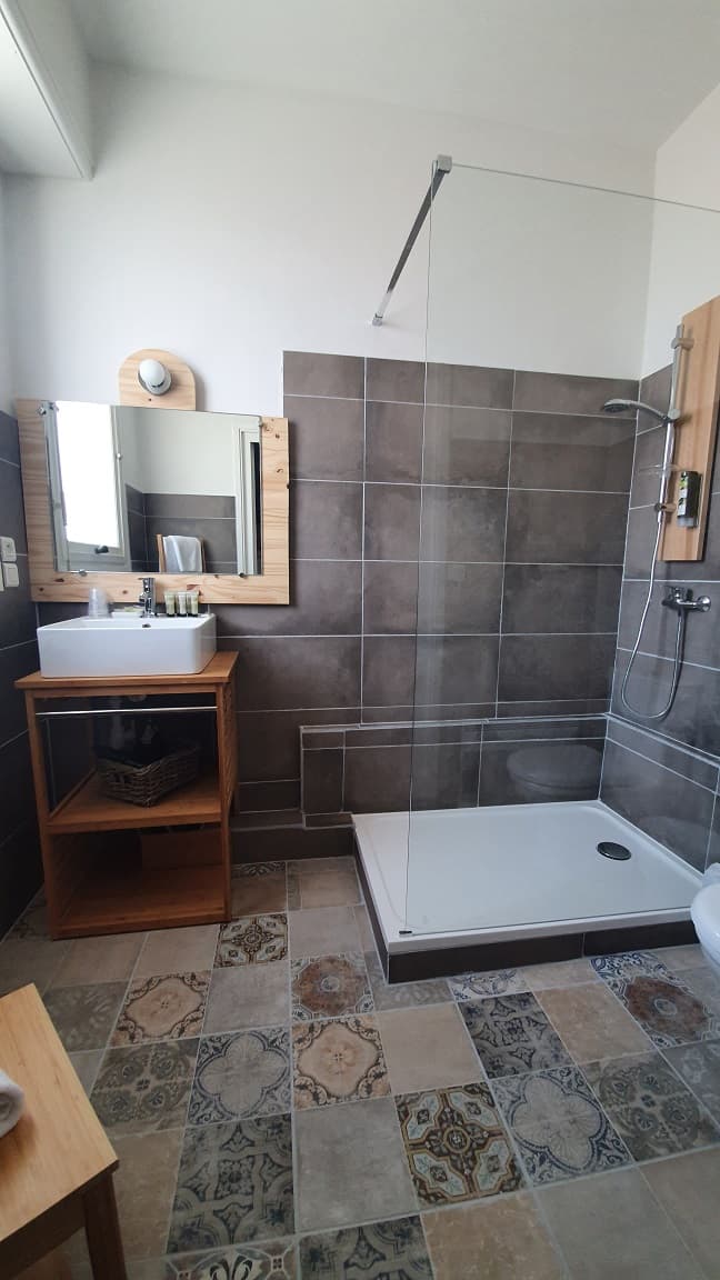 douche hotel la baine capbreton web