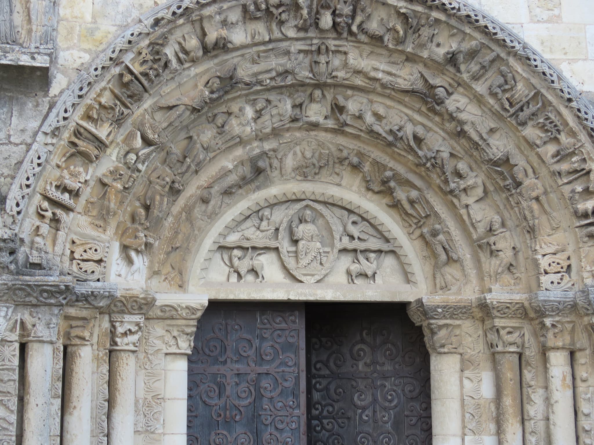eglise_civray
