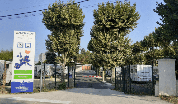 entrée camping car park