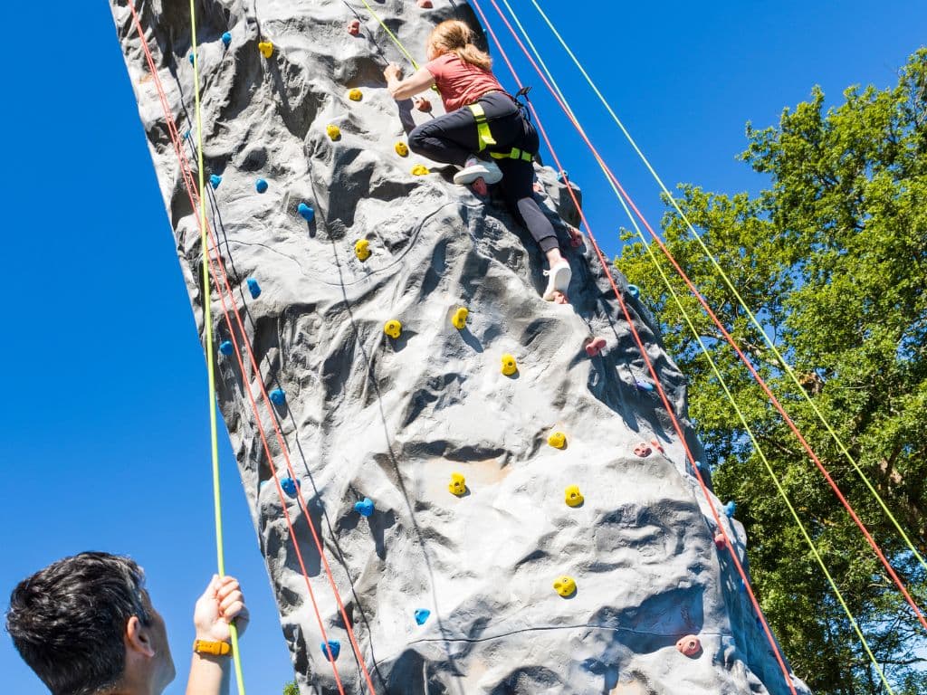 Escalade - Base de loisirs de Saint-Victurnien