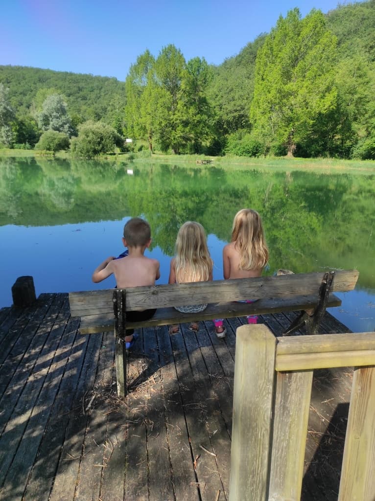 etang ponton enfants