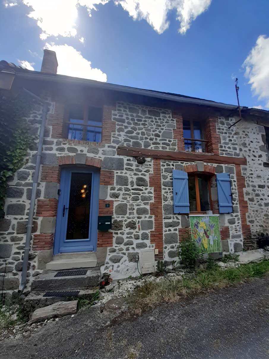 Vue de la maison Yado de l'extérieur