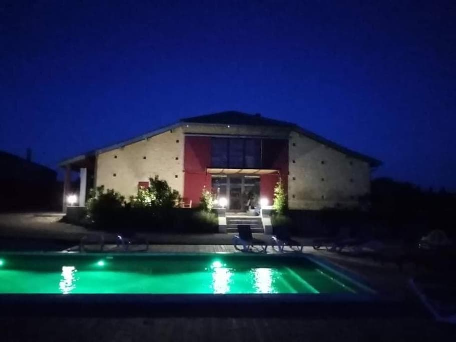 extérieur piscine 2