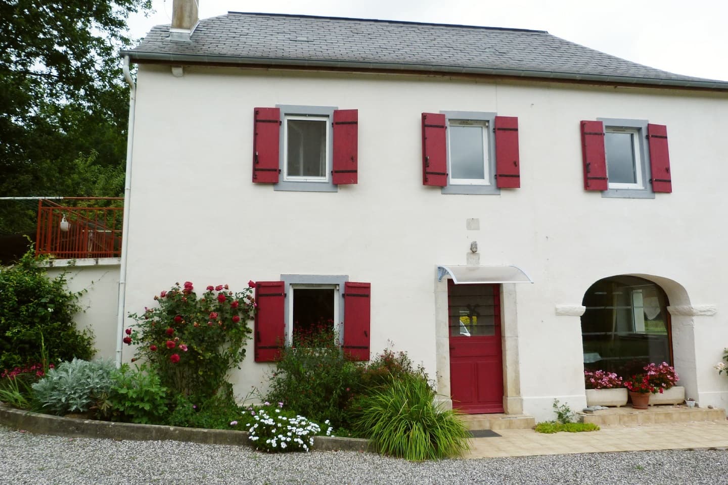 façade Chez Naty chambre hôtes Soule Pays Basque