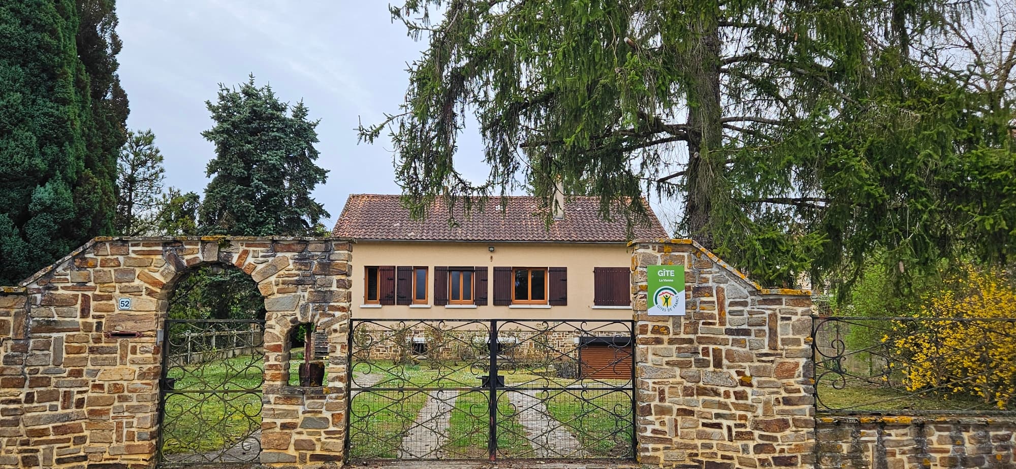 facade avant gite