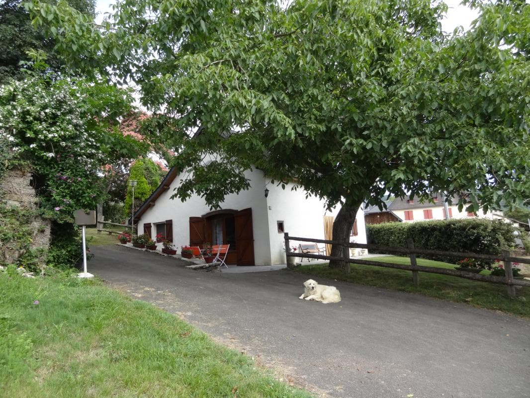 Salatua gîte montagne basque Musculdy facade2-7
