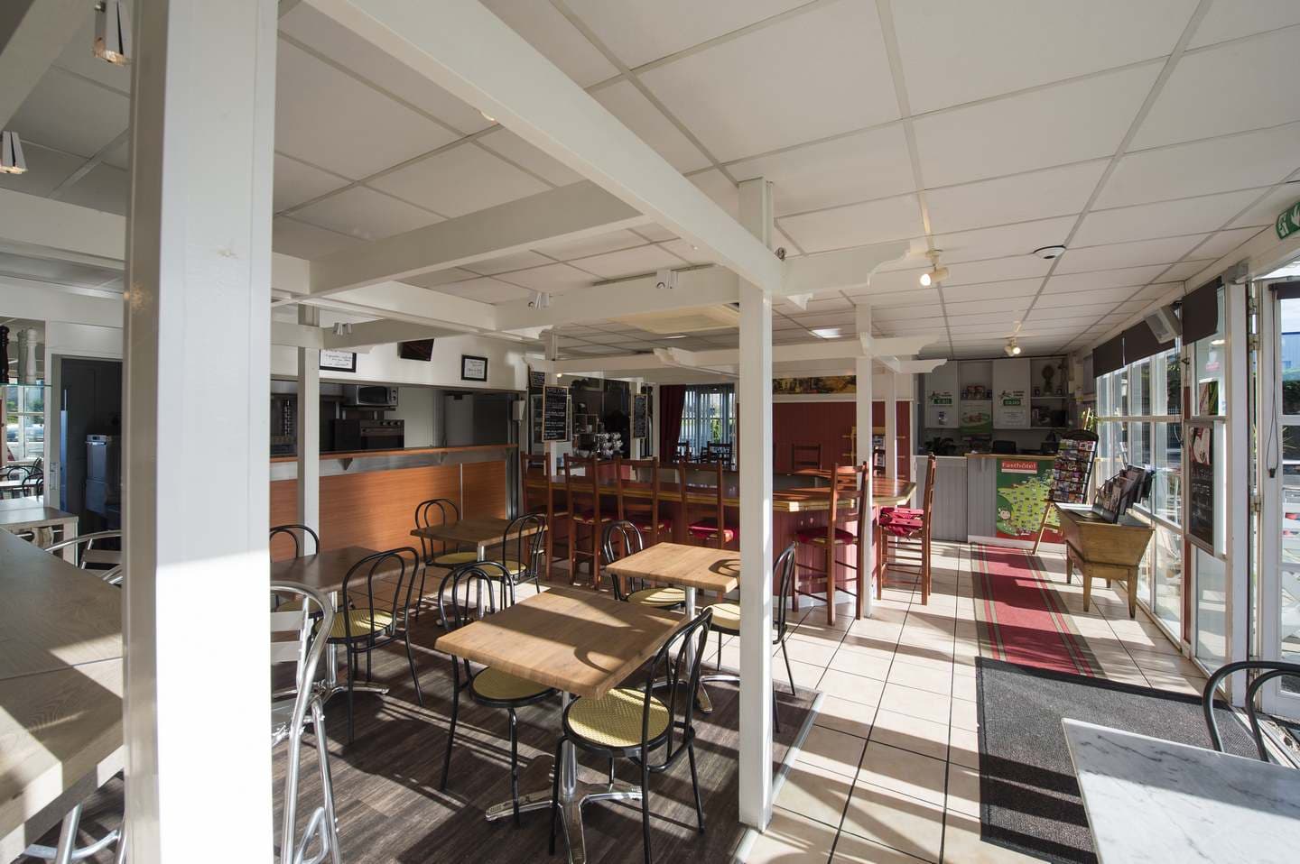 brit hôtel - salle restaurant