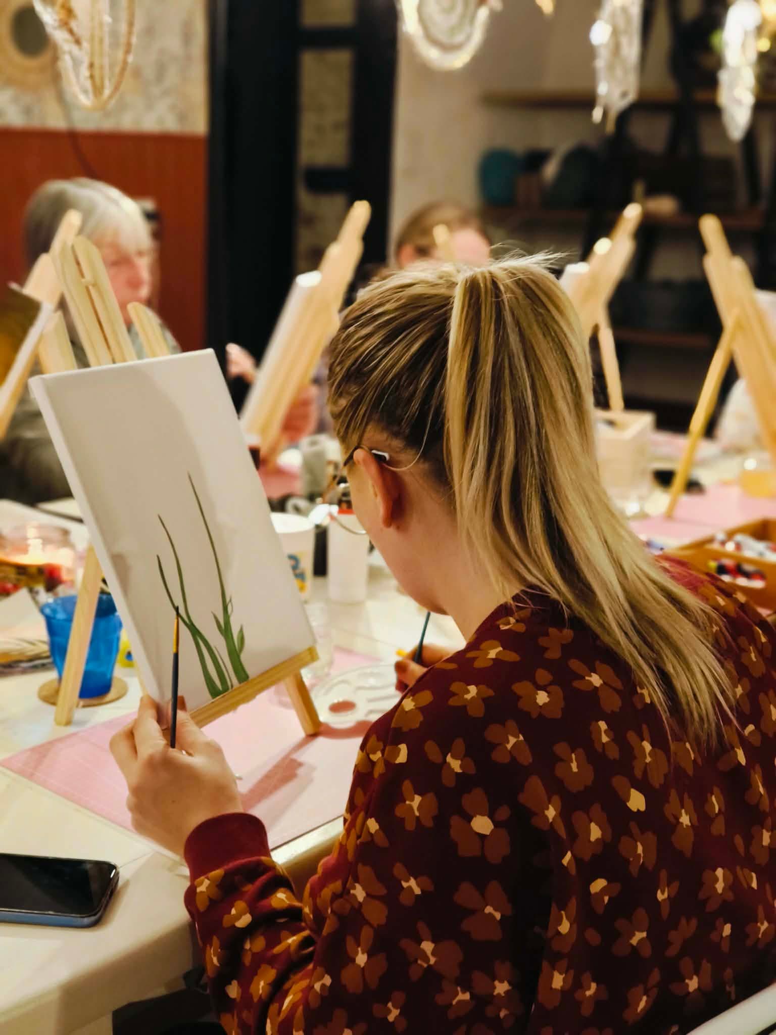 ateliers-creatifs-luchapt-evjf-isle-jourdain-vienne-86-diy-fleurs-sechees-cadeau