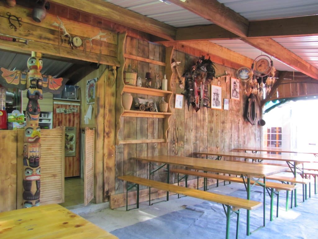 feeriland saloon