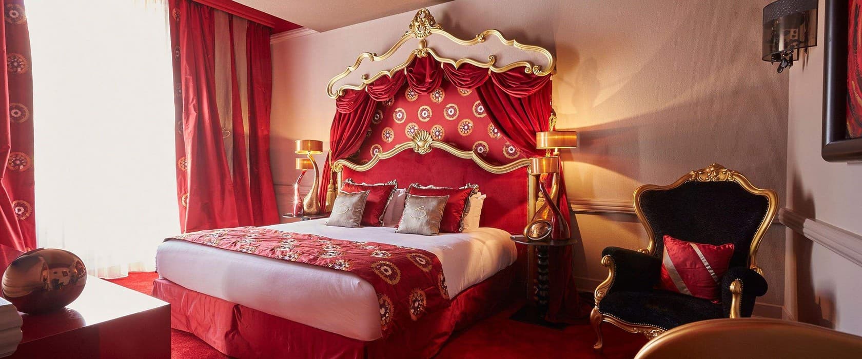 HOTAQU047V504HY4_StSylvestre_LeStelsia_chambre1