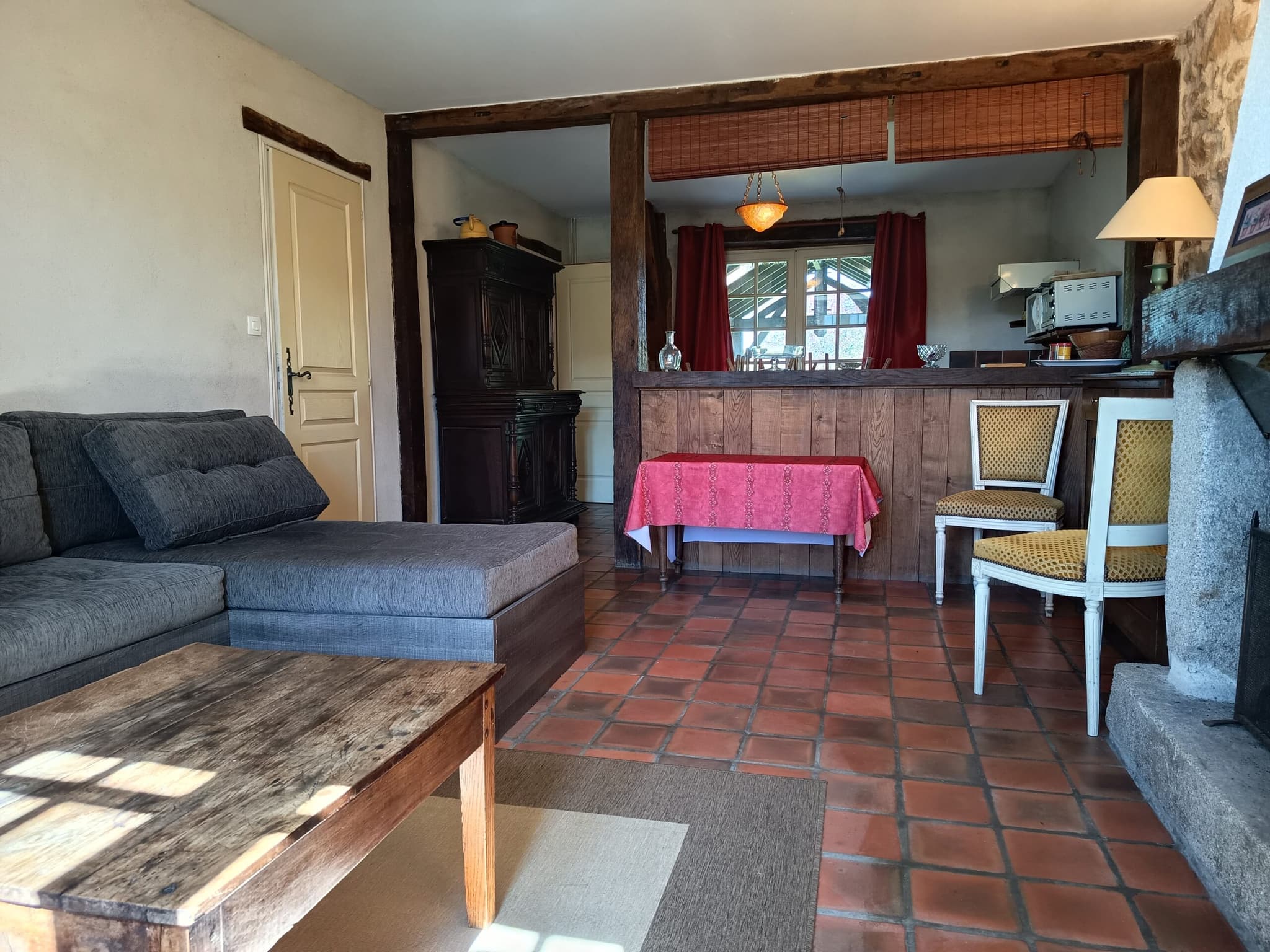 gite 2 salon