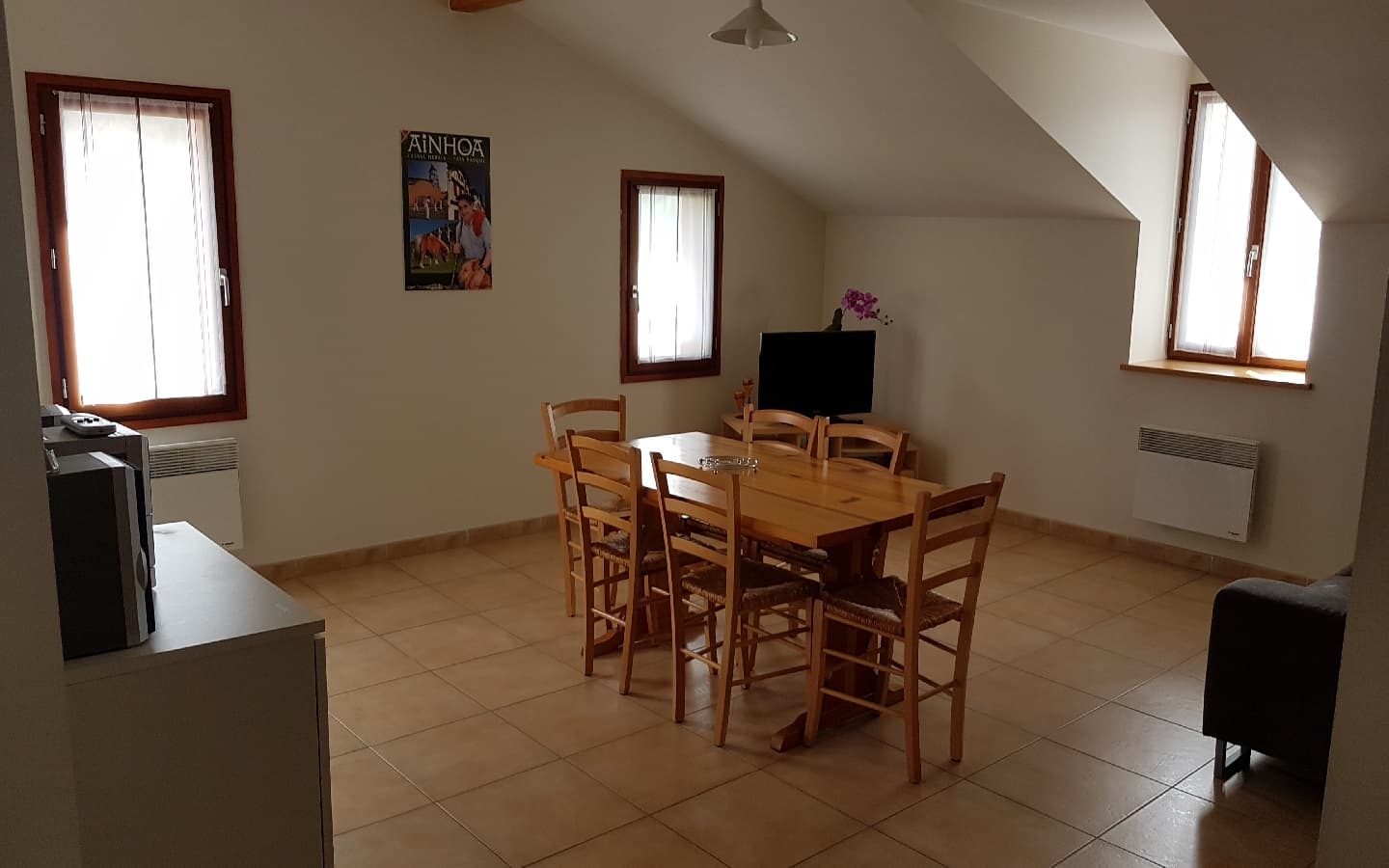 gite av balcon -salon séjour
