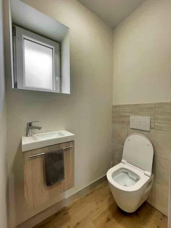 gite-de-la-prairie-toilettes-01