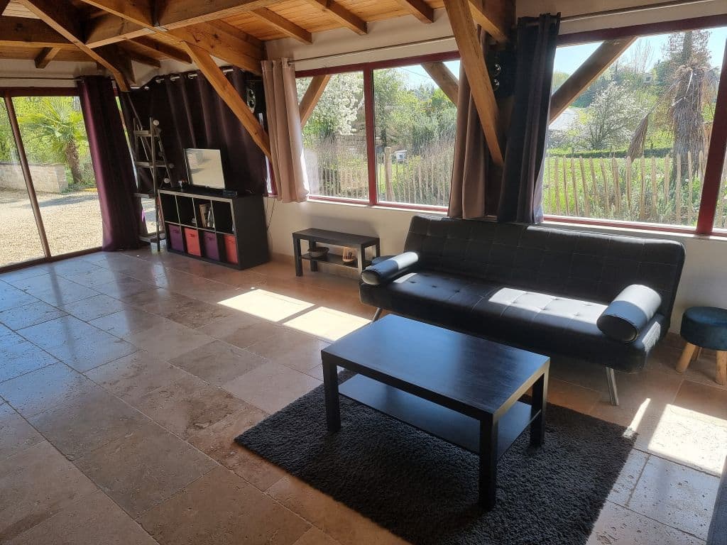 gite-le-petit-nice-douzillac-séjour