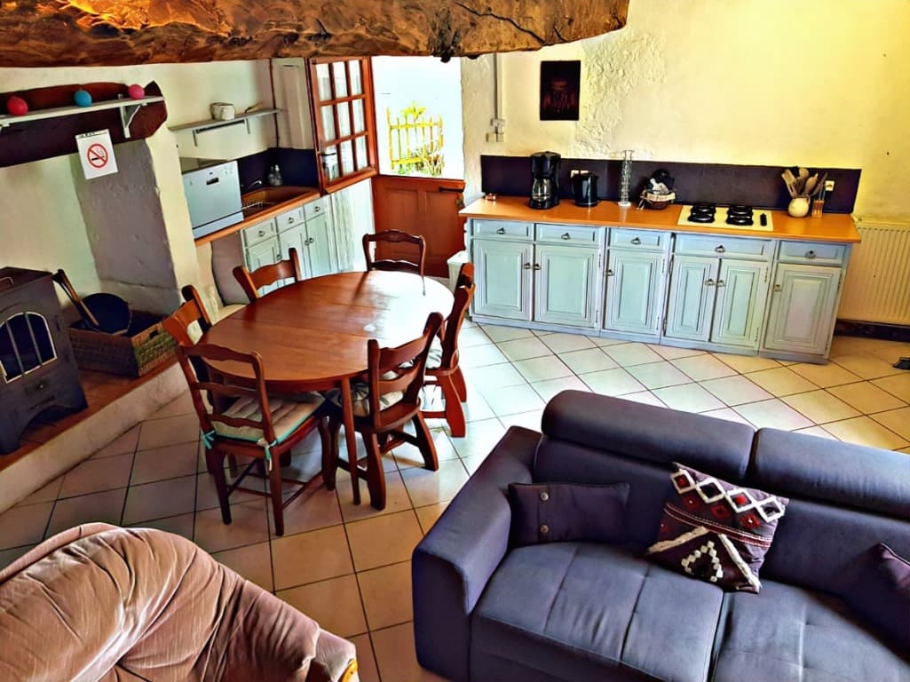salon little house