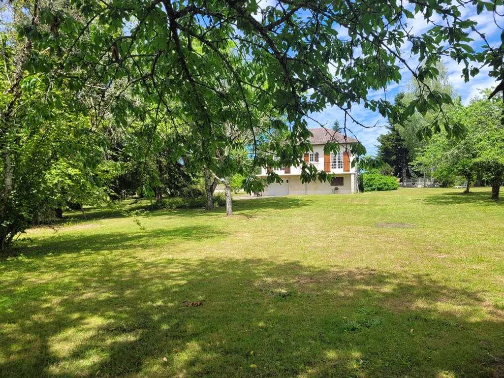 gite-taillandier-neuvic