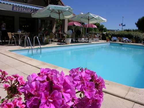 hotel kyriad piscine