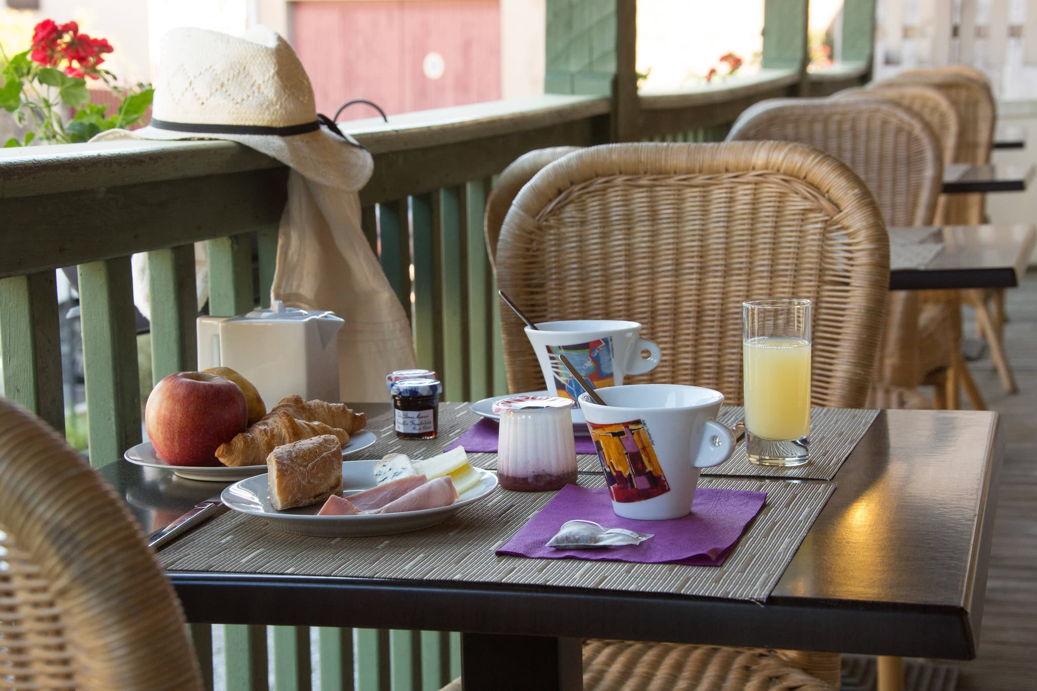Hotel-Beaulieu-Dordogne-Relais-Vellinus-Petit-Déjeuner_12