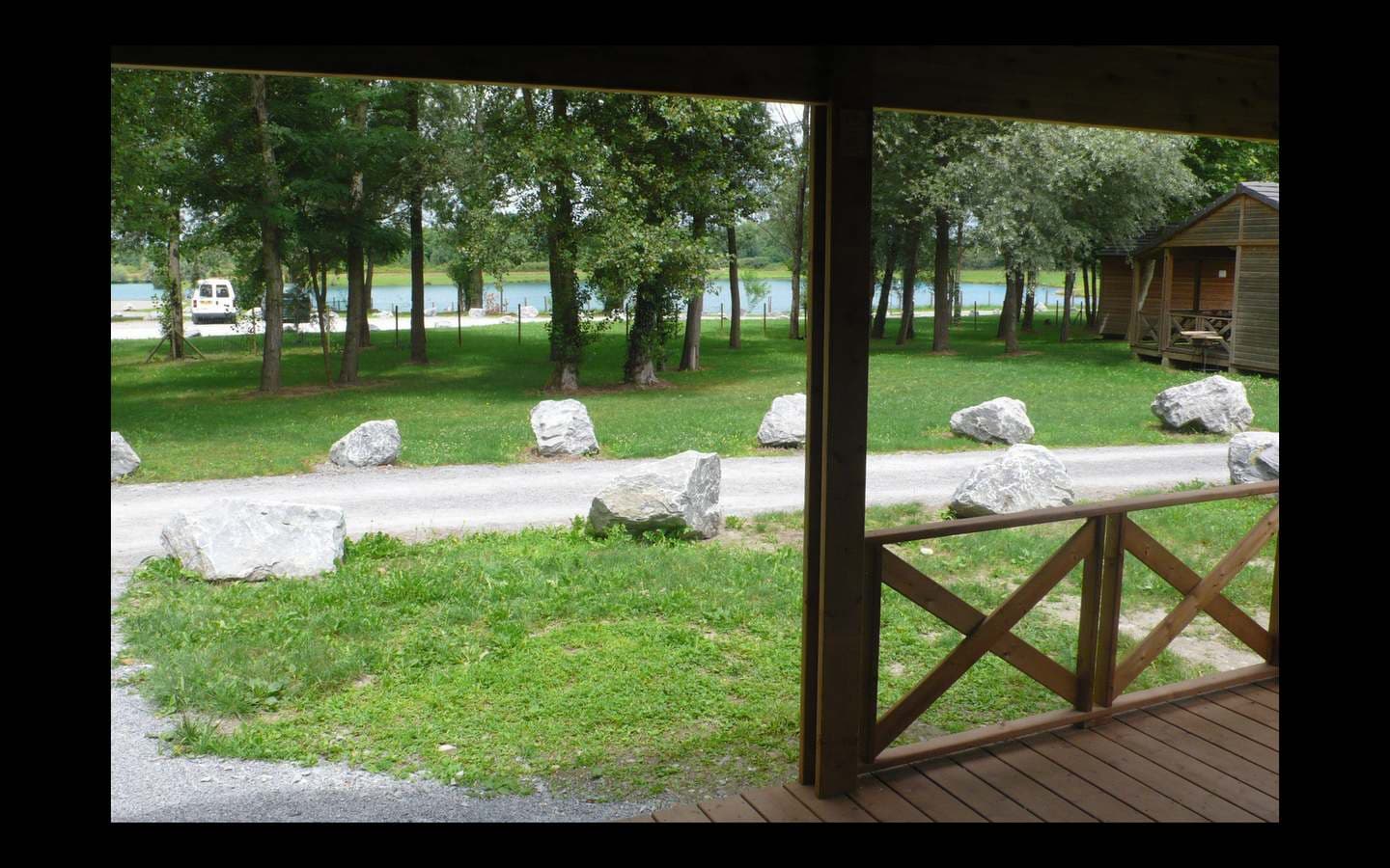 Iktus - Laroin - vue des chalets