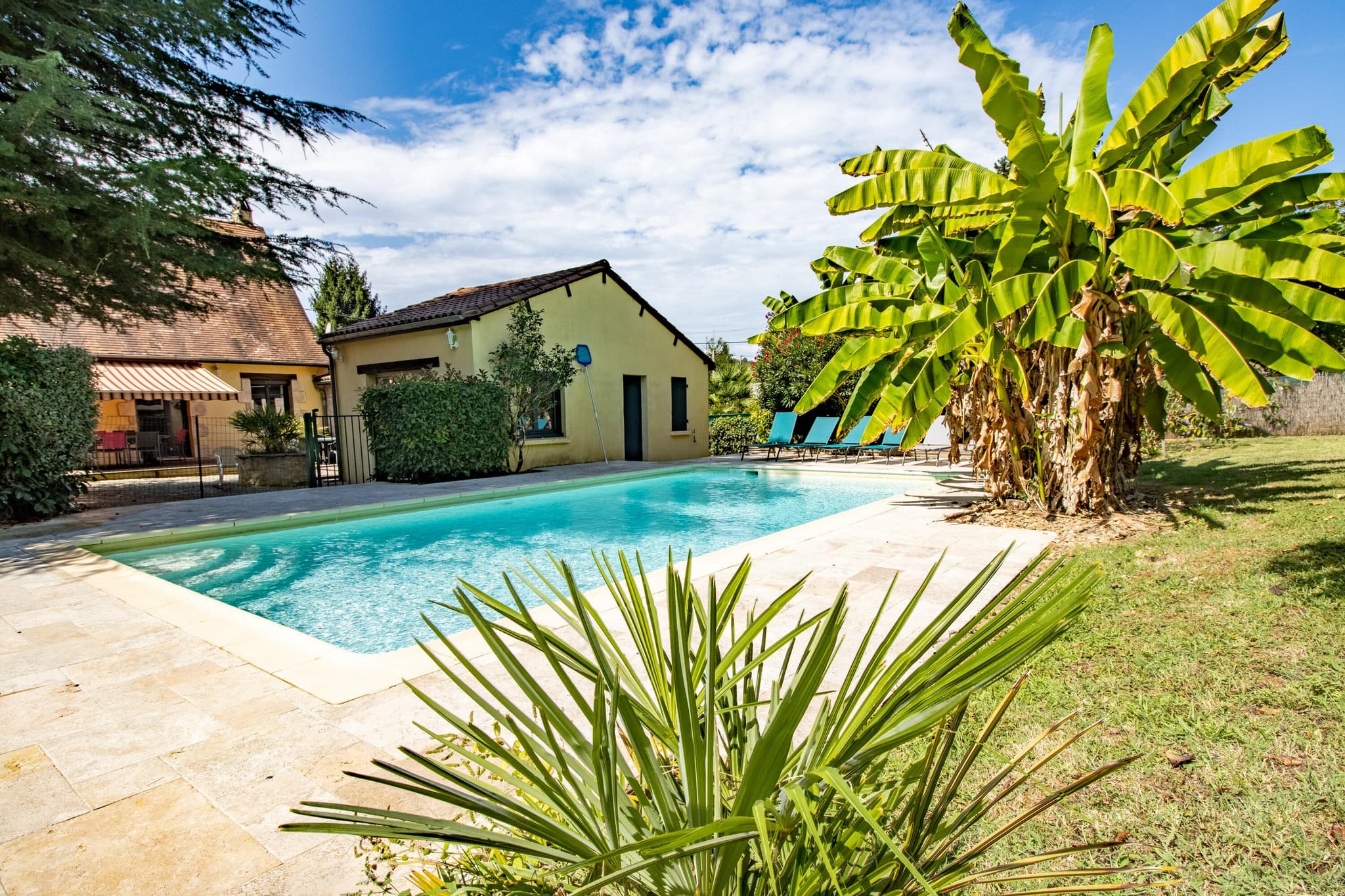 La Trappe avec sa piscine privée à Sarlat_2