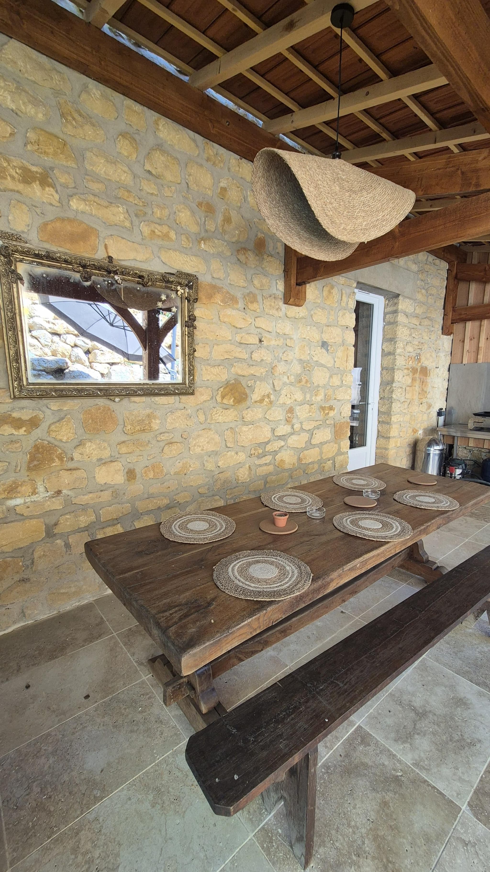 Chez Titouan à Sarlat avec Spa et Clim_7