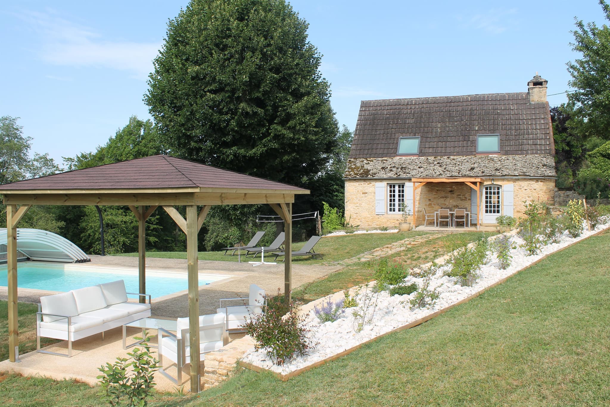 Les Mazaux avec piscine chauffée au nord de Sarlat_3