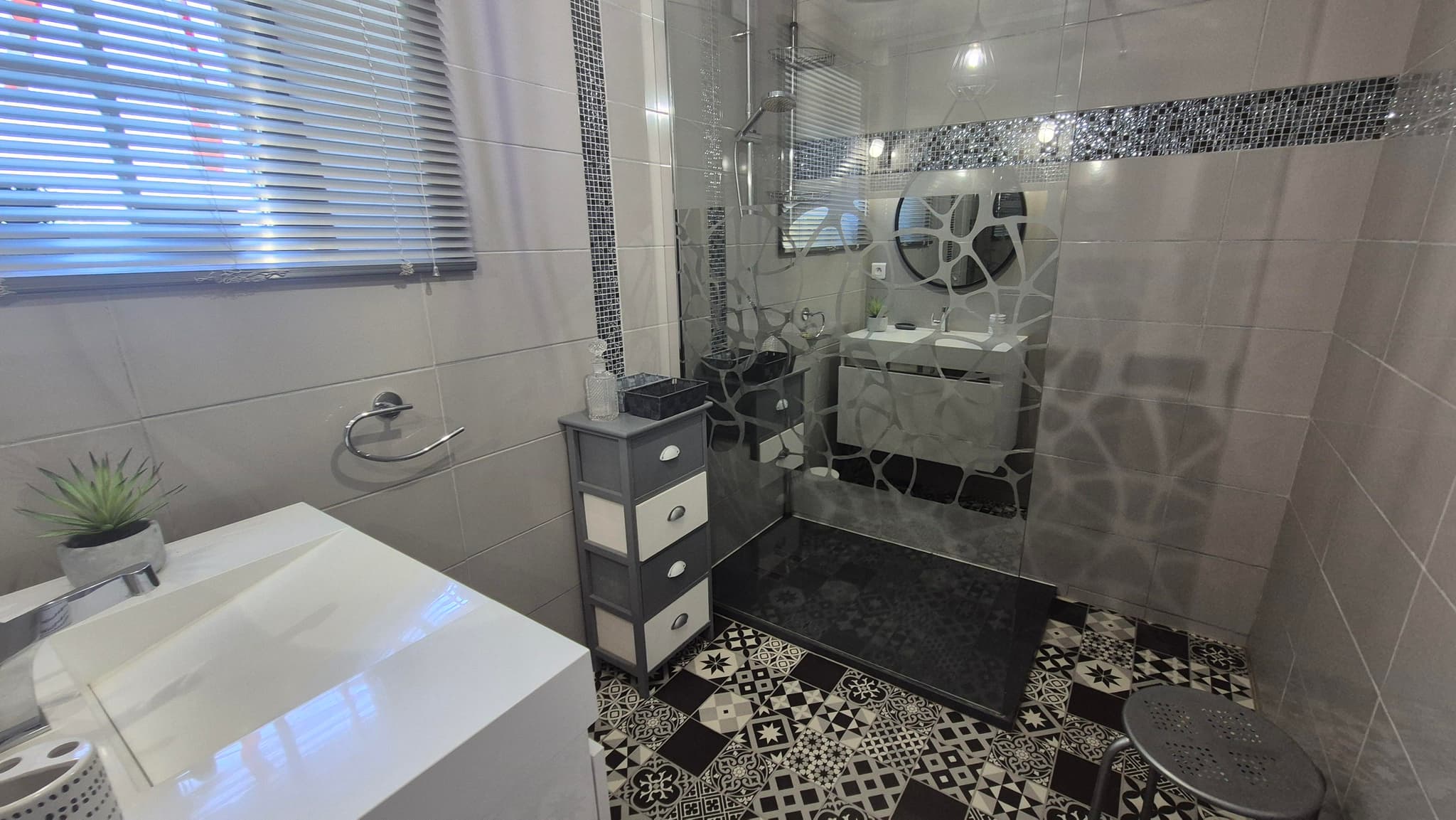 Maison Rouge avec piscine privée au nord de Sarlat_18