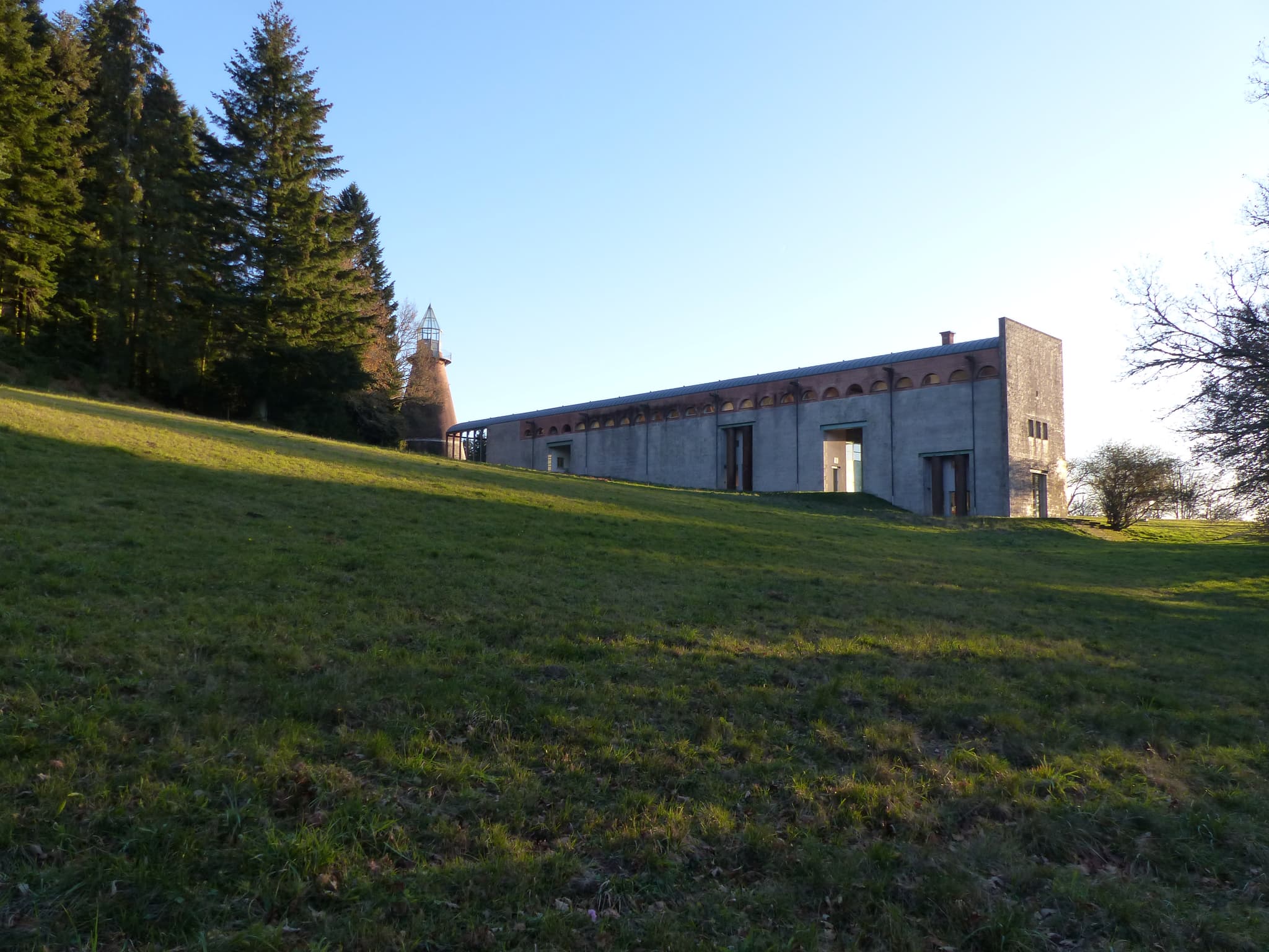 Le CIAP Vassivière, Aldo Rossi et Xavier Fabre architectes, 1989-91