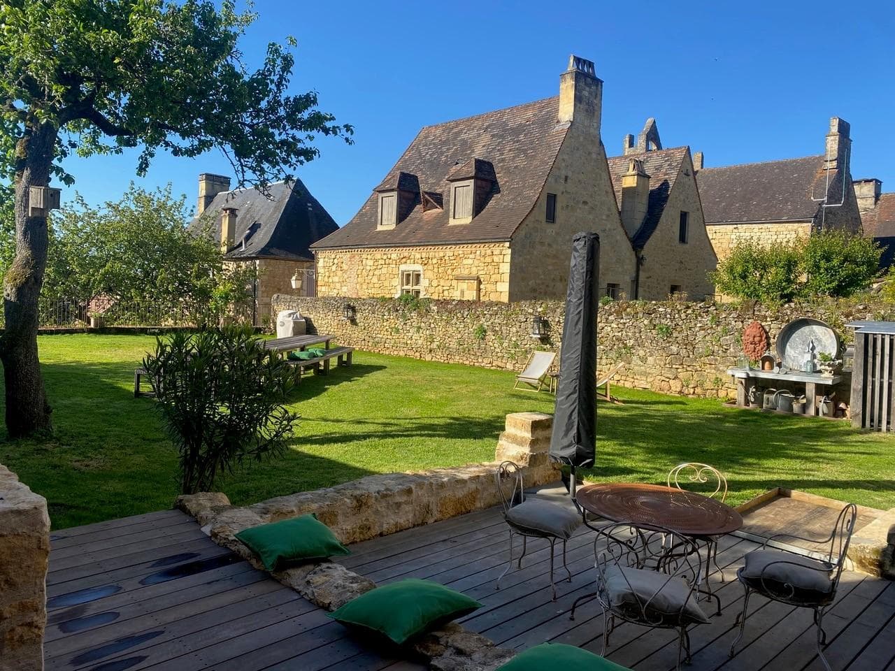 Atypique Demeure Historique dans la Bastide Domme_1