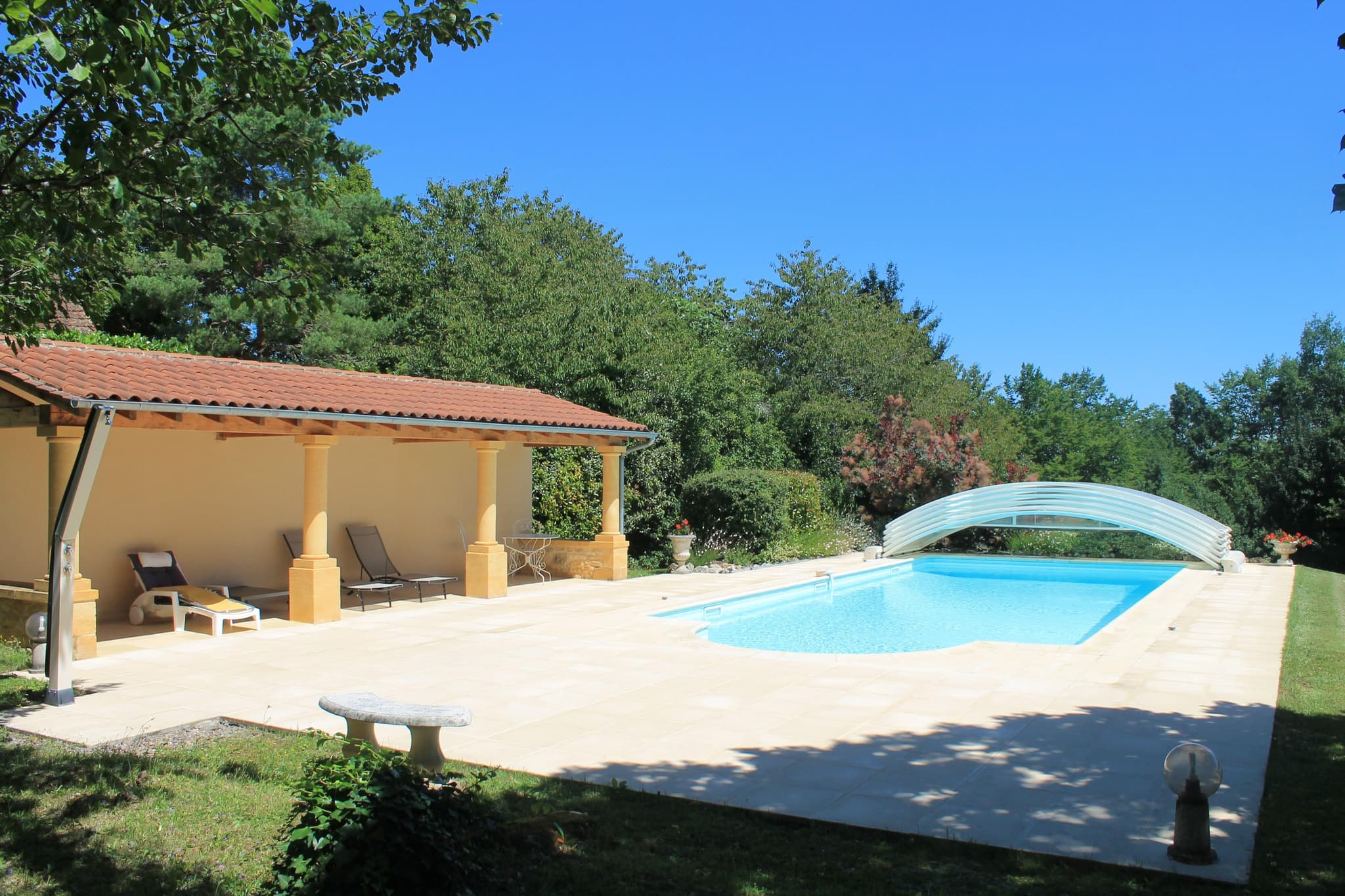 Le pré charmant avec piscine au sud de Sarlat_9