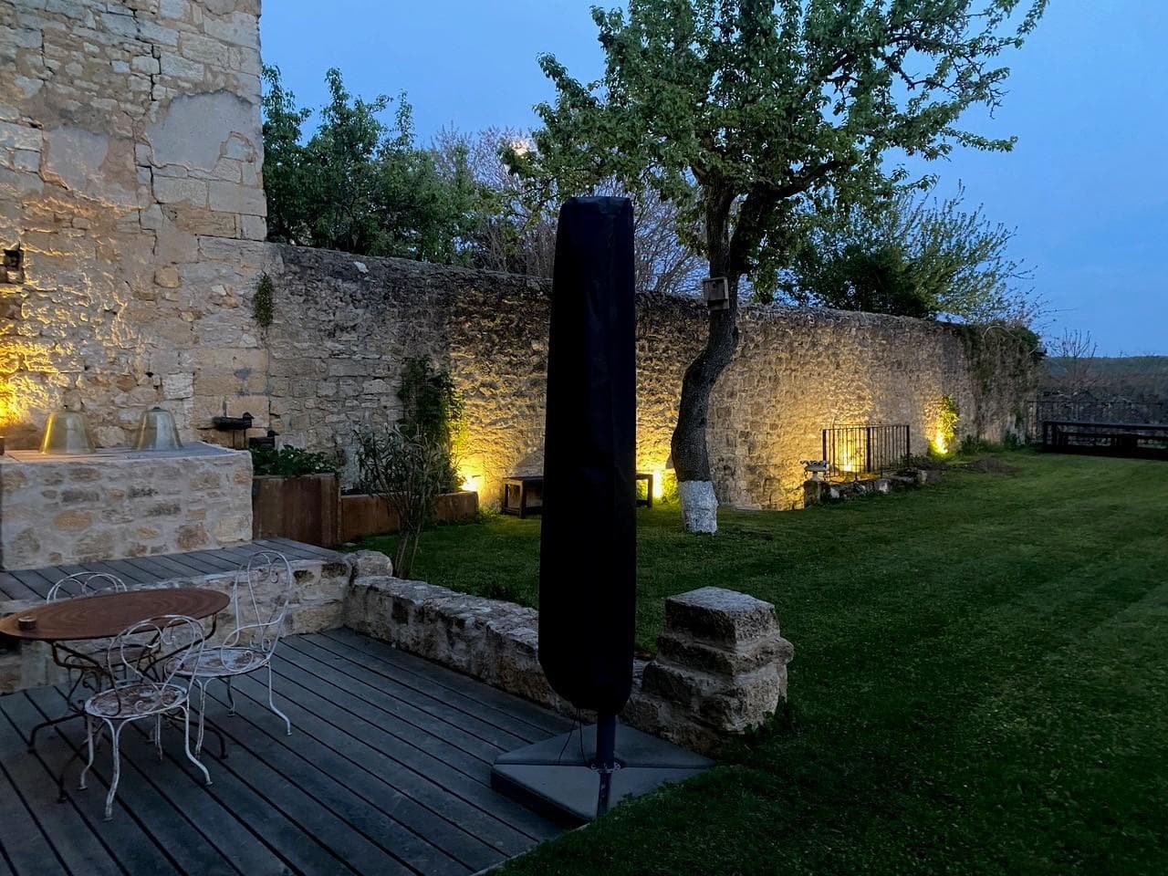 Atypique Demeure Historique dans la Bastide Domme_23