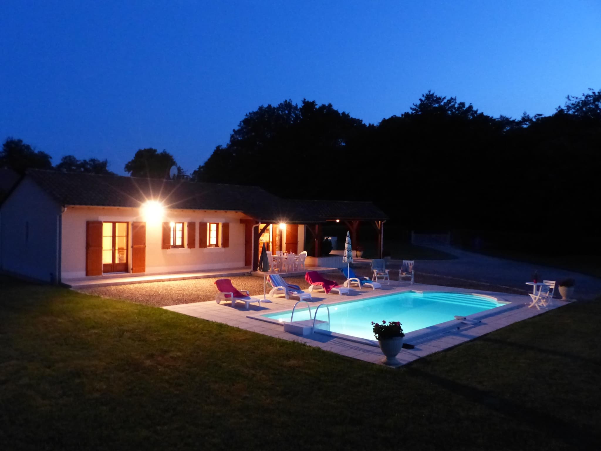 Chataigne avec sa piscine privée au nord de Sarlat_5